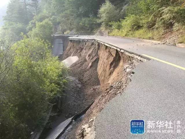 四川九寨沟地震最新图片