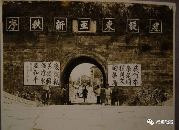新澳门四肖期期准免费,新澳门四肖期期准免费——揭秘彩票预测的真相