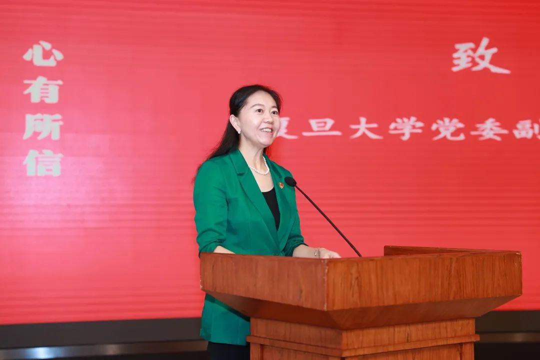 2025年新澳门挂牌全篇,新澳门挂牌的未来展望，走向更加繁荣的篇章（2025展望）
